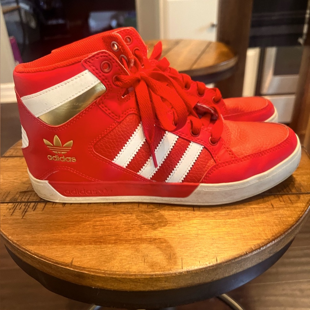 Boys Adidas high top- red/white